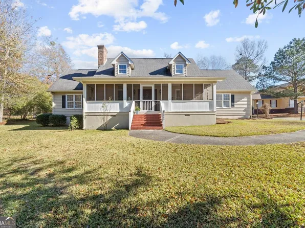 2666 Carriage Ct, Macon, GA 31216