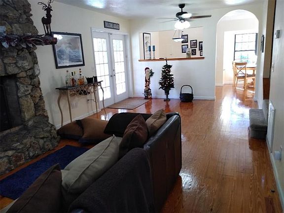 3rd image of 8065 91st Ave