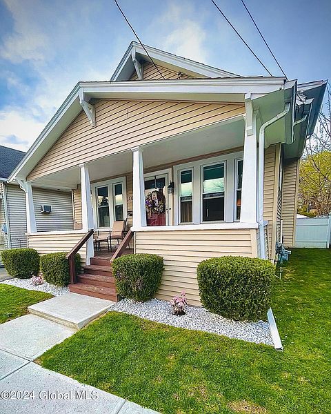 2nd image of 106 Lark Street