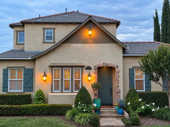 1786 N Merlan Ln, Clovis, CA 93619