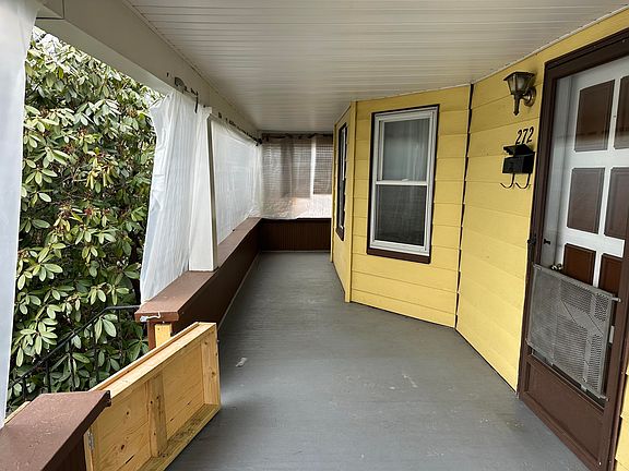 4th image of 272 Jared St