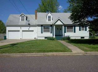 450 W Wishart St, Monett, MO 65708