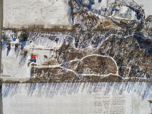 5th image of 4065 Logan Thornville Rd NE