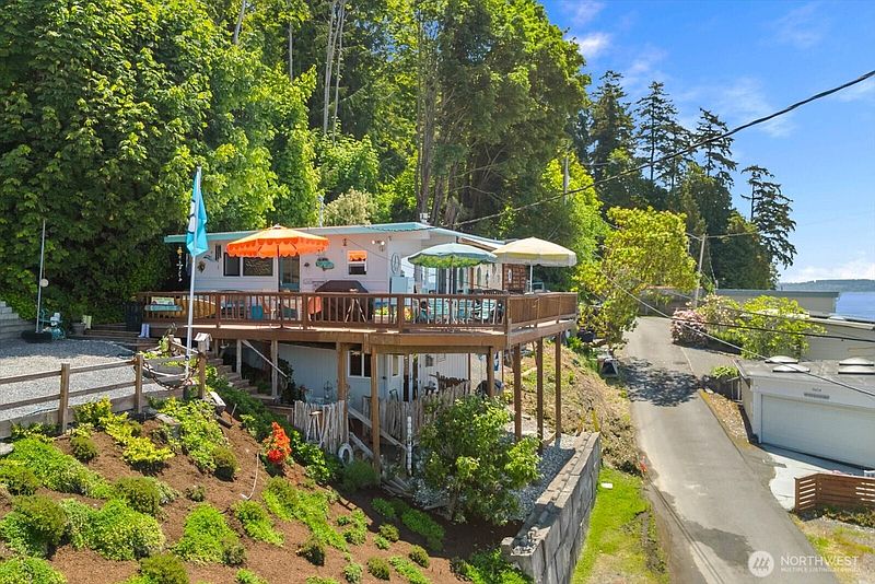 2nd image of 9607 66th Avenue NW
