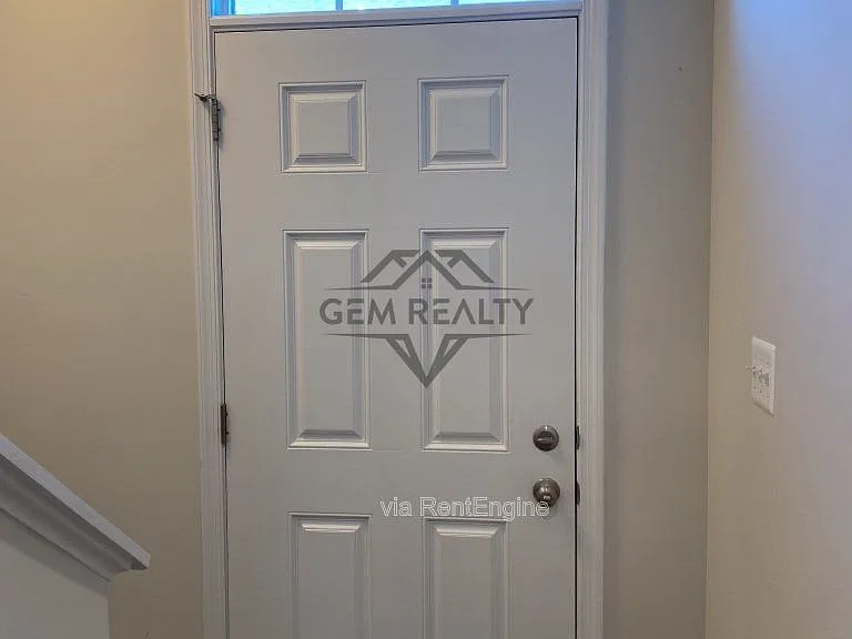 531 View Point Way — Photo 3