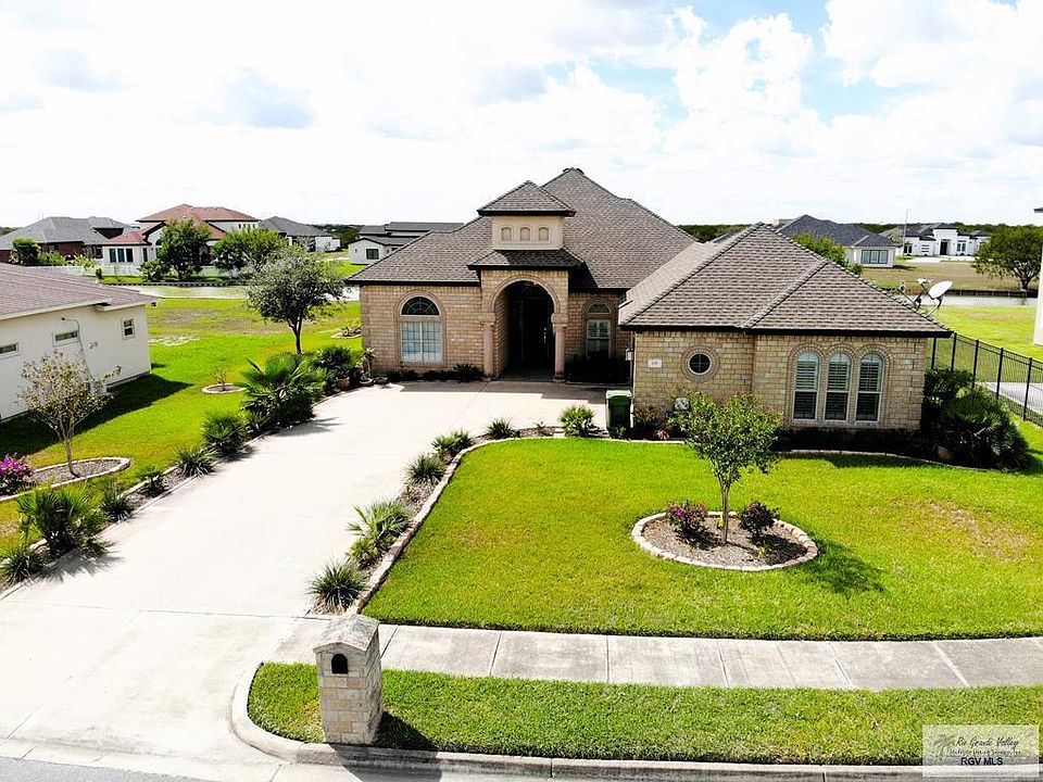 1st image of 150 Canteros Dr #15