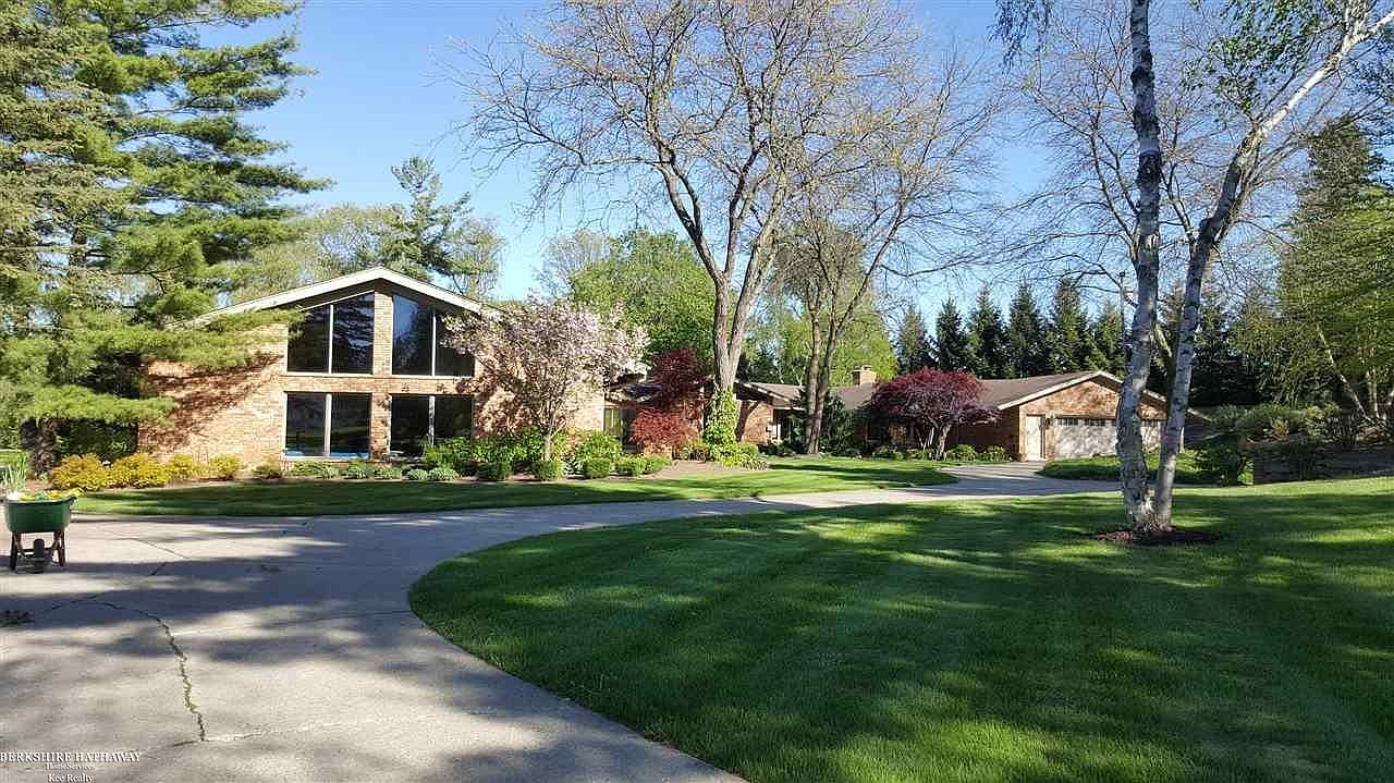 2747 S Van Dyke Rd, Imlay City, MI 48444 Zillow