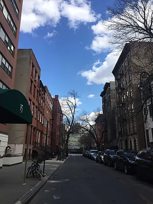 Rented by Compass | media 27