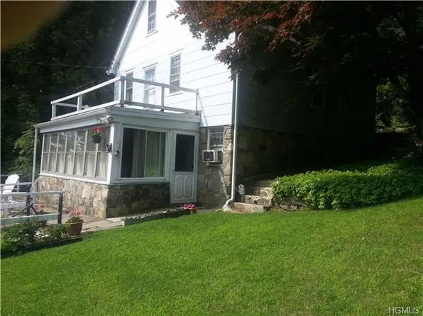 51 Beekman Dr, Carmel, NY 10512