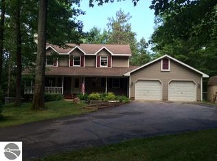 1444 Fairwood Dr, Traverse City, MI 49696