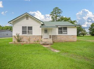 14240 S Wintzell Ave, Bayou La Batre, AL 36509
