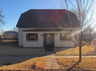 314 S Dodge Ave, Bucklin, KS 67834