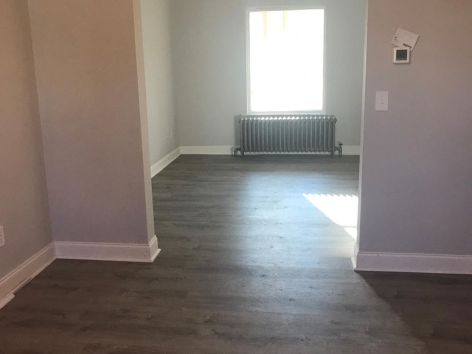 Dining room into the living room