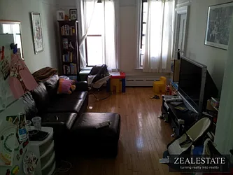 Rented by ZealEstate Group Inc