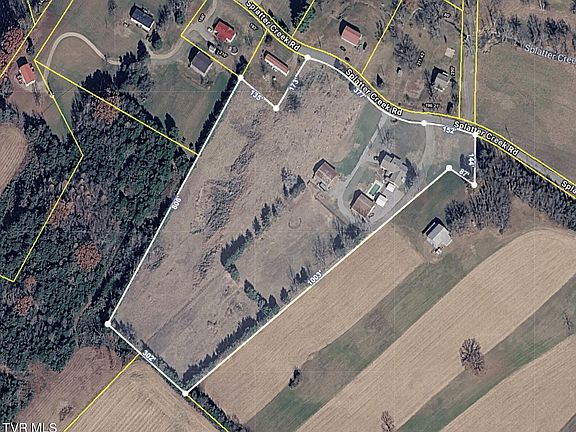 5th image of 370 Splatter Creek Rd