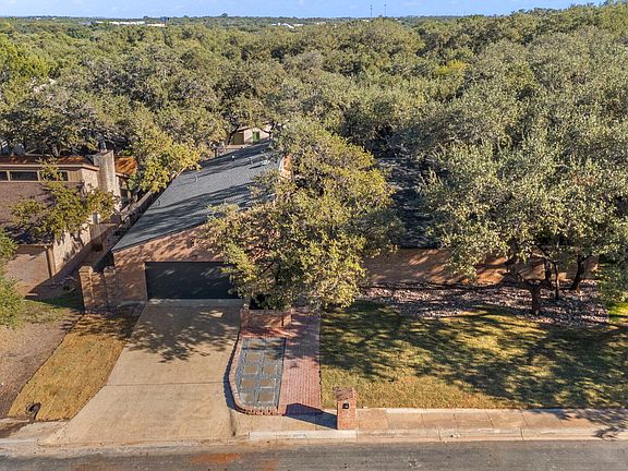 2nd image of 13114 N Hunters Circle