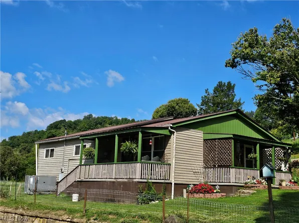284 Arnoldsburg Rd, Arnoldsburg, WV 25234