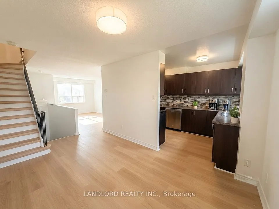 2830 Midland Ave #40