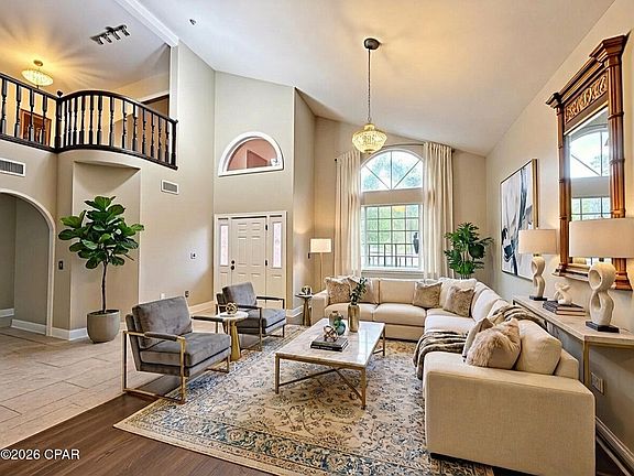2nd image of 5837 Catalina Ln