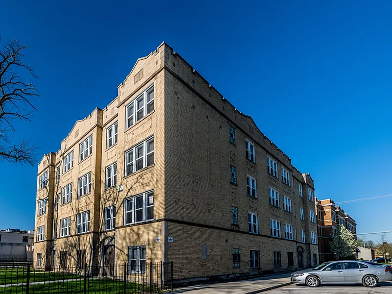 404 School — Photo 10
