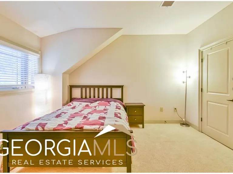847 Millwork Cir — Photo 2