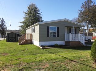 14 Gregory Cir, Honey Brook, PA 19344