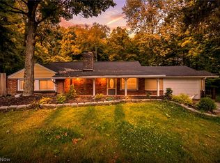 7218 Grove Ave, Bedford, OH 44146