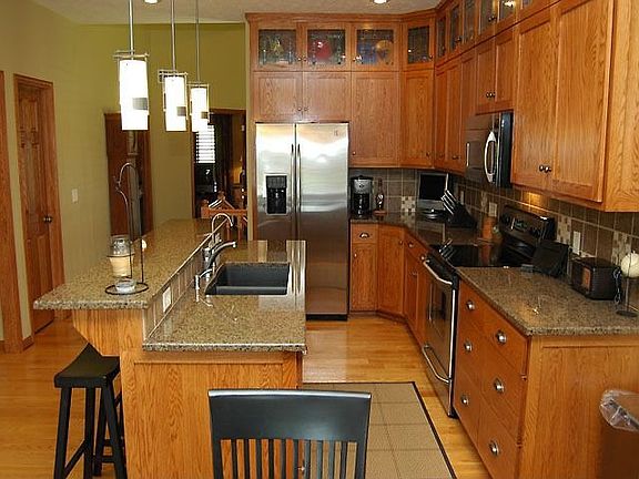 3rd image of 3756 S 193rd St