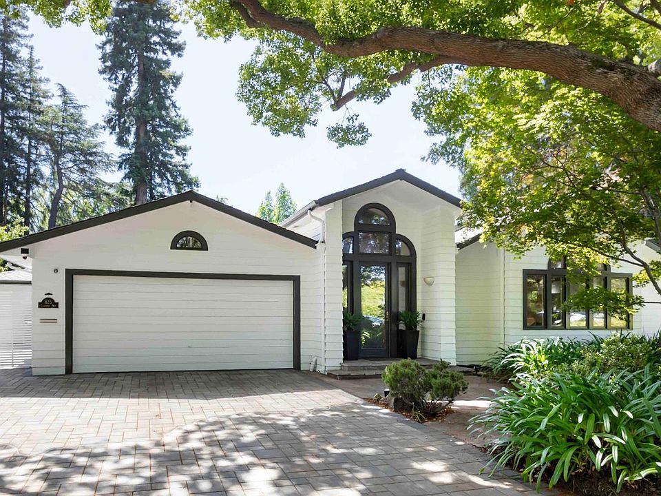 1st image of 425 Claremont Way