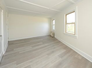 218 Rock Rd, Glen Rock, NJ 07452