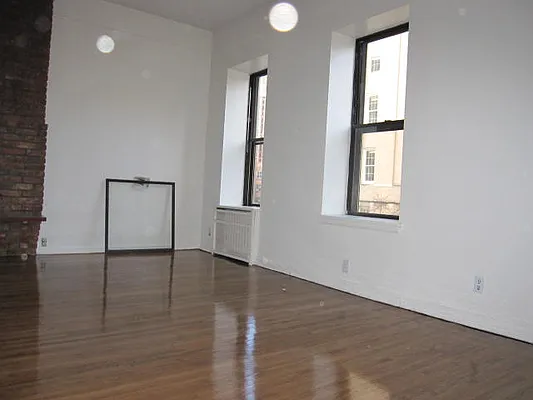 Rented by JK Dansar Corp | media 40