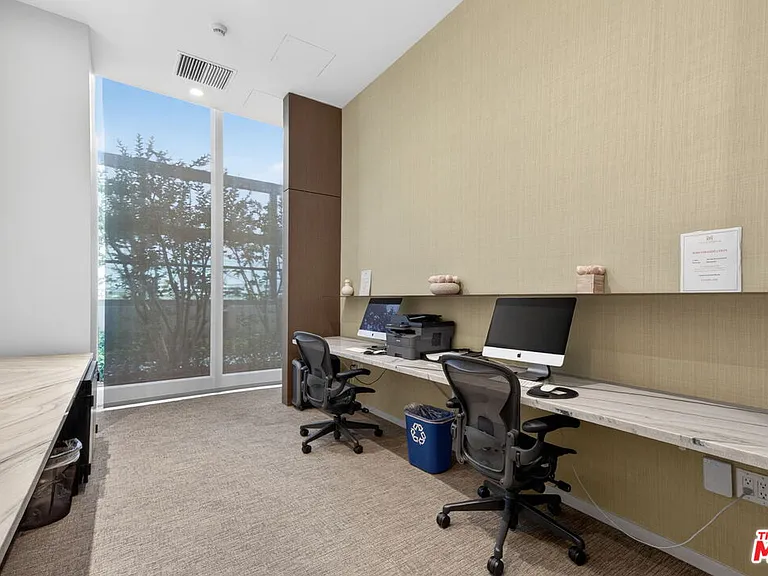 889 Francisco St #1806 — Photo 35