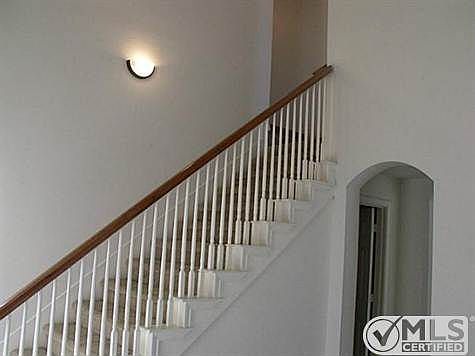 5th image of 4000 Cottage Park Ct #4002
