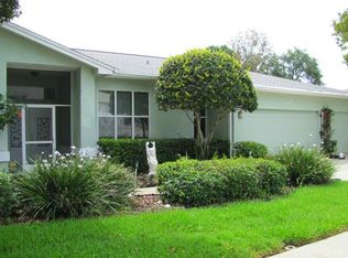 696 Hidden Lake Dr, Tarpon Springs, FL 34689