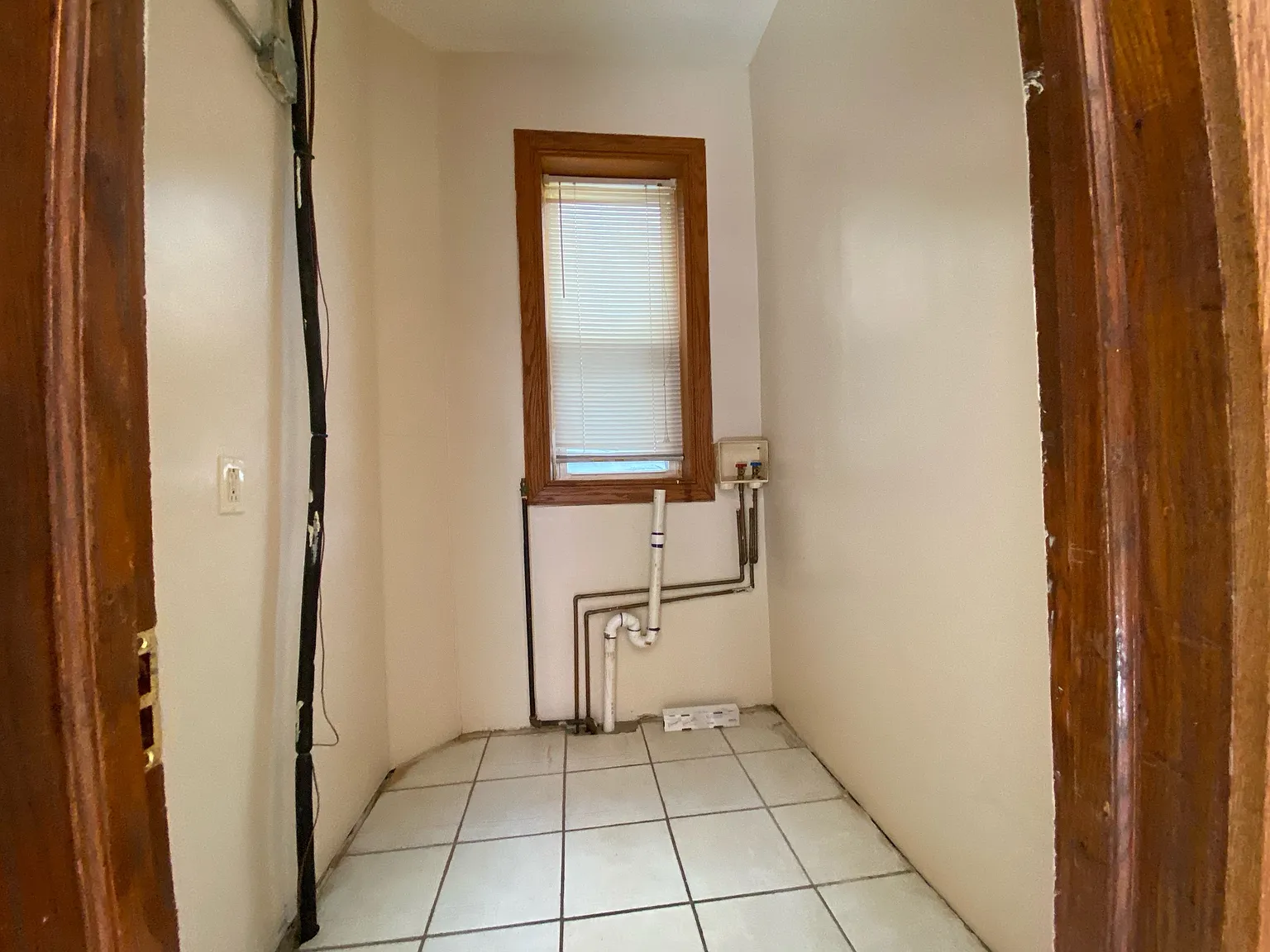 5619 S. WOOD - 2 — Photo 4