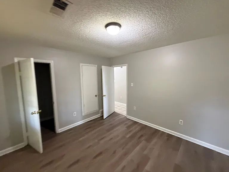 5596 Karen Dr — Photo 14