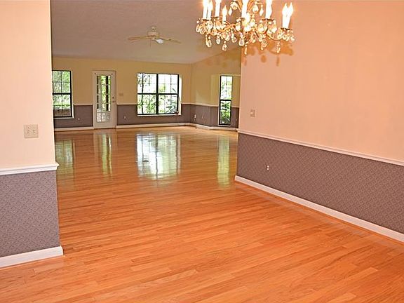 5th image of 107 Odin Dr