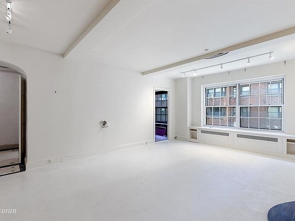 4th image of 12 E 88th St APT 3F