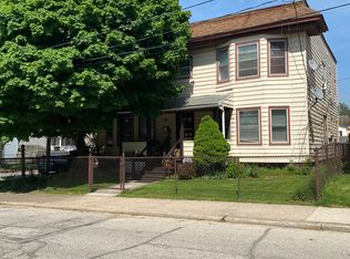 1709 W 69th St #2, Cleveland, OH 44102