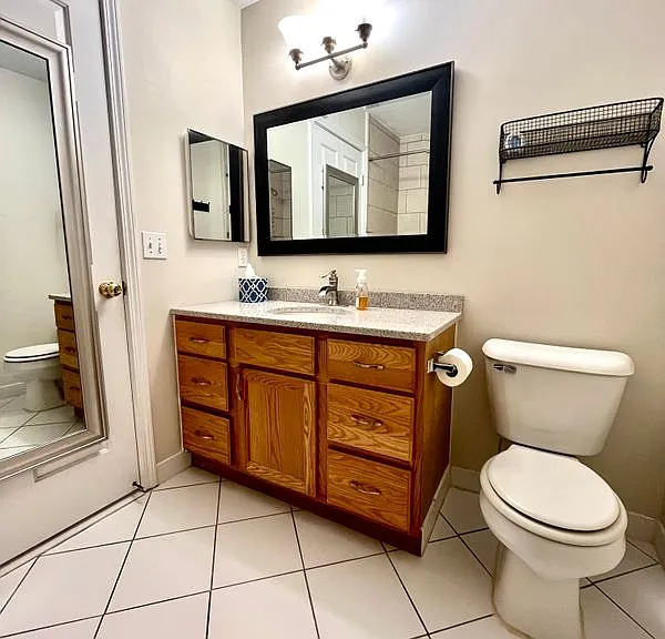 4417 Inverness St — Photo 5