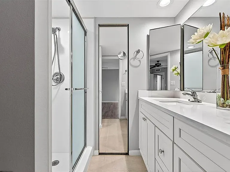 2708 9th Ct — Photo 9