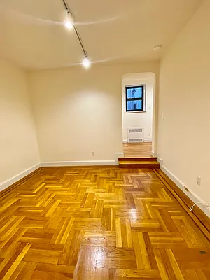 Rented by Landmark Resources | media 9