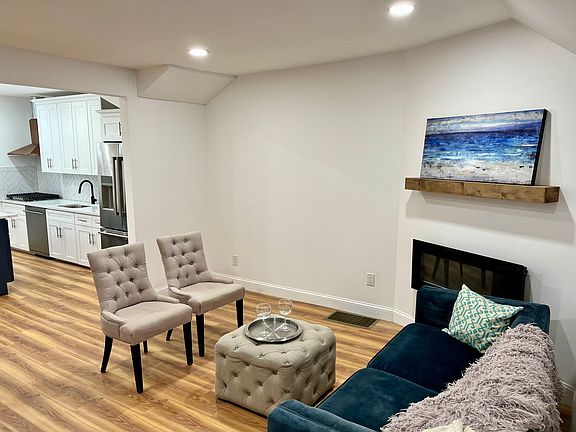 Living Rm with fireplace