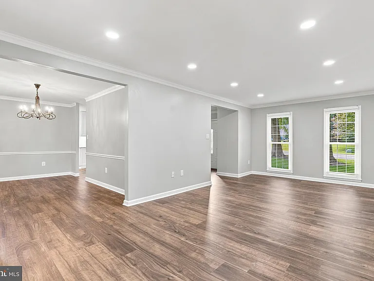 11414 Bronzedale Dr — Photo 21