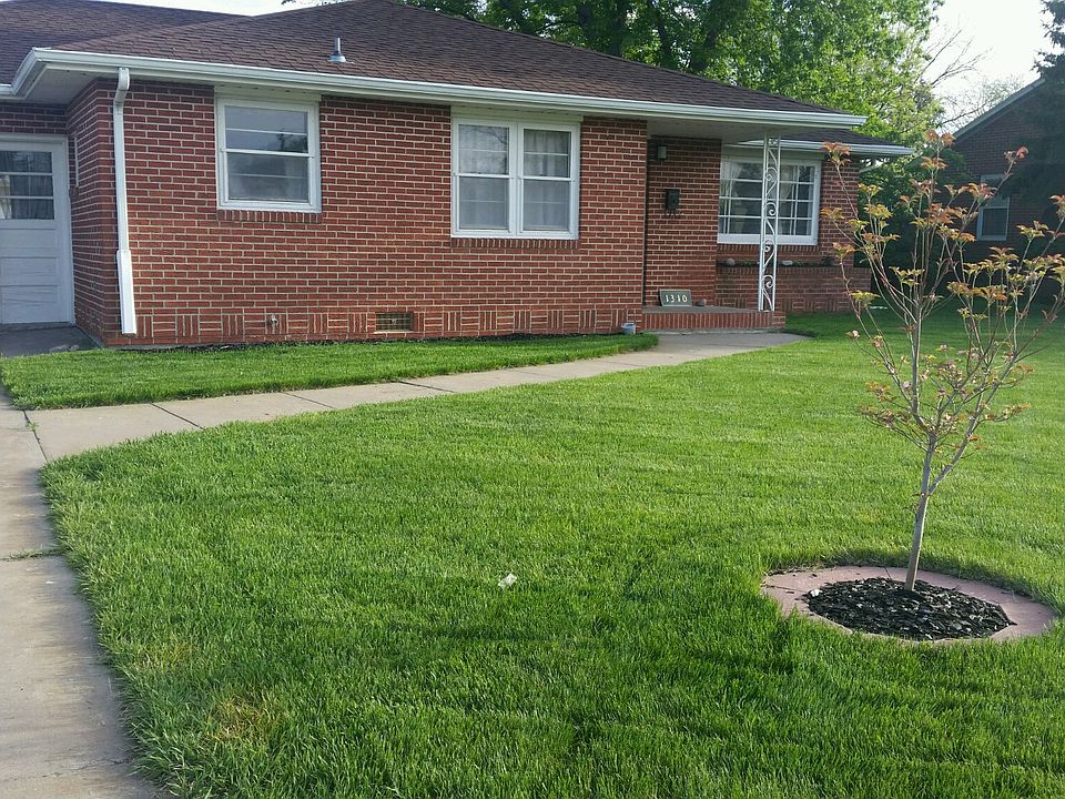 1st image of 1310 W B St
