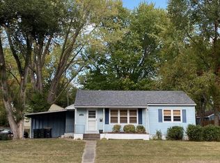 1604 College Court Pl, Iowa City, IA 52245