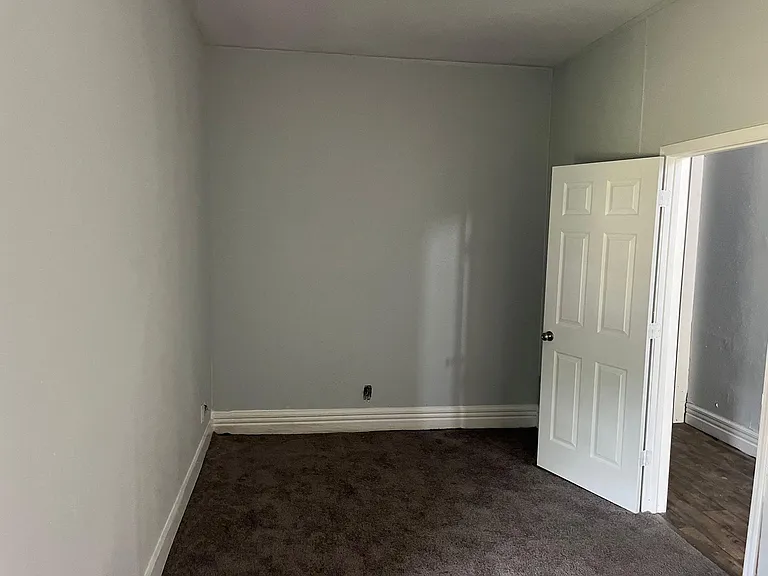 1711 W Kentucky St — Photo 18