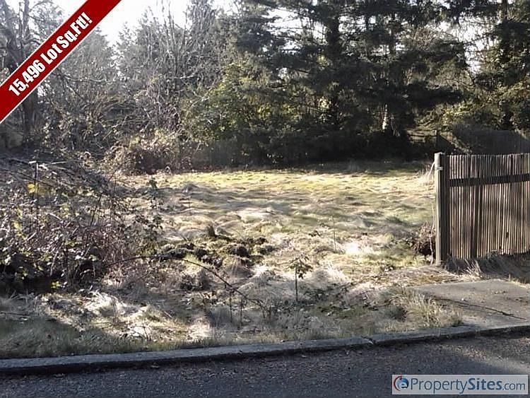 1st image of 667 165th Ave NE