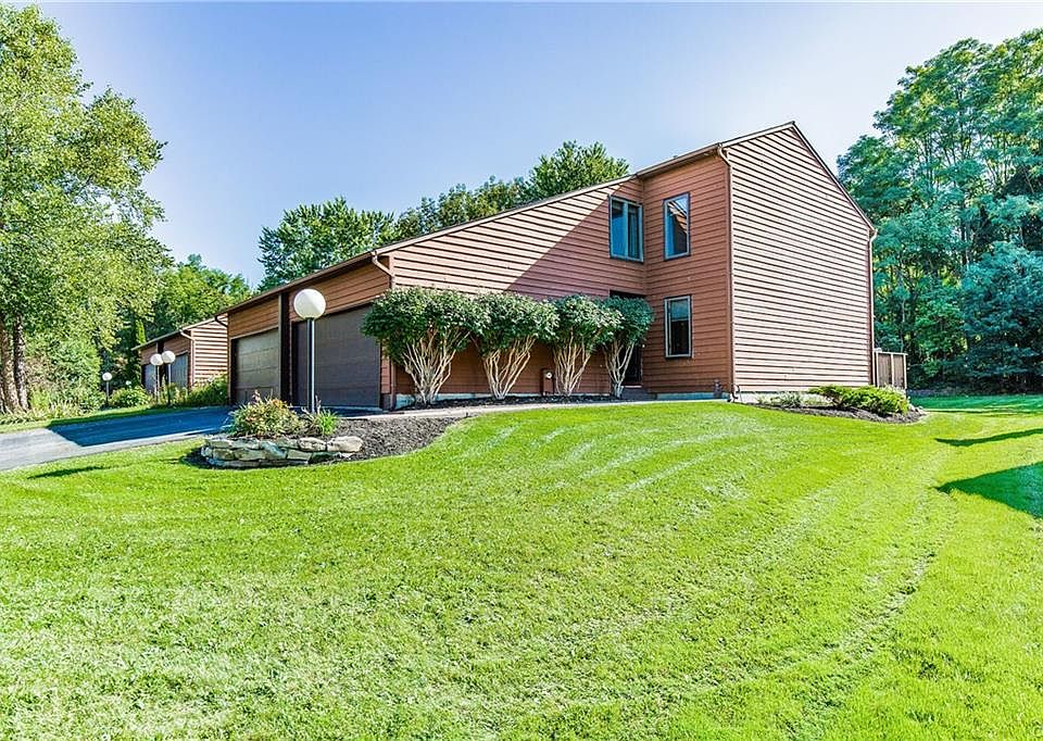 1st image of 4612 Wisteria Cir