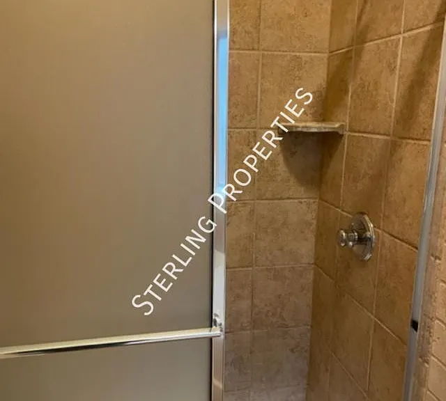 401 Durkee Rd — Photo 24